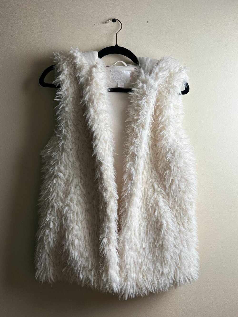 Xhilaration Faux Fur Shag Vest Cream Hooded Y2K Women’s Size S